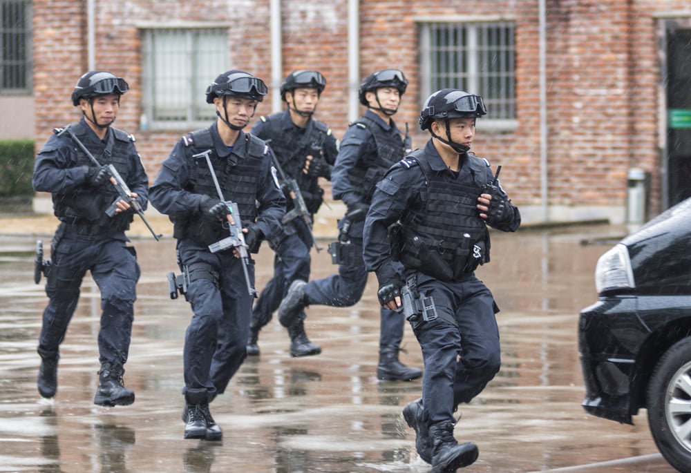 armed police officers in China